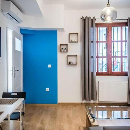 Appartement Blue Geranium With Private Backyard à Thessalonique Extérieur photo
